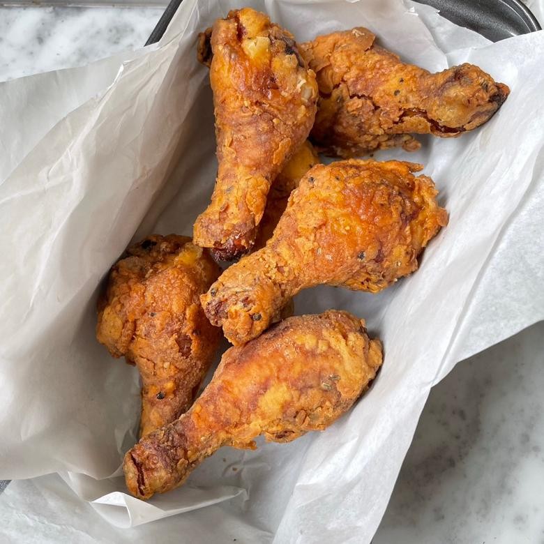 

Original EileenS Pantry Tepung Bumbu Crispy Untuk Fried Chicken Ryu-56