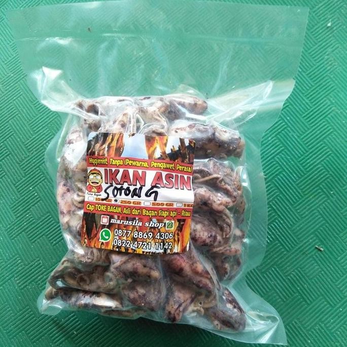 

Ikan Asin CUMI ASIN / SOTONG 500 gr cap TOKE BAGAN SIAPI API