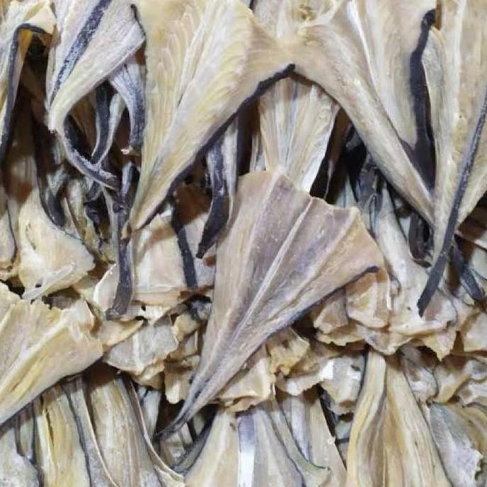 

ikan asin pari belah tipis ;1kg best seller