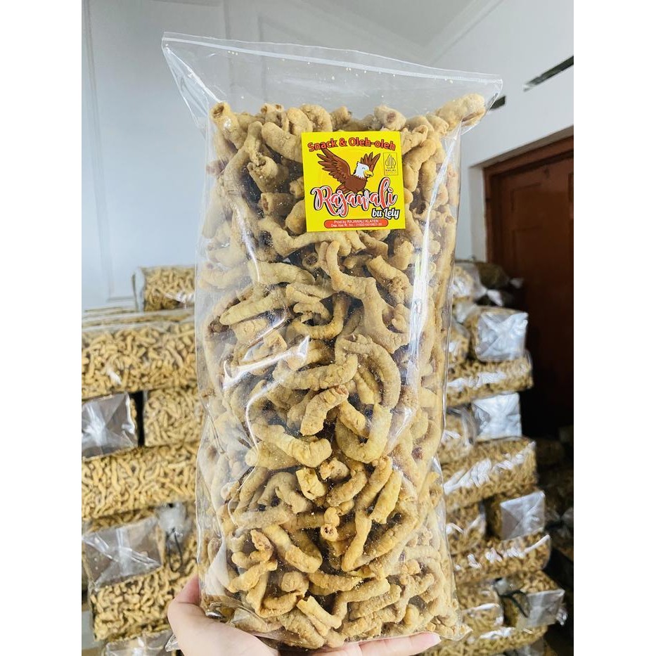 

Rkm 1Kg Keripik Usus Super Premium Rajawali Bu Lely / Usus Ayam Crispy Gurih Asin Camilan Food Snacks Kripik Cemilan
