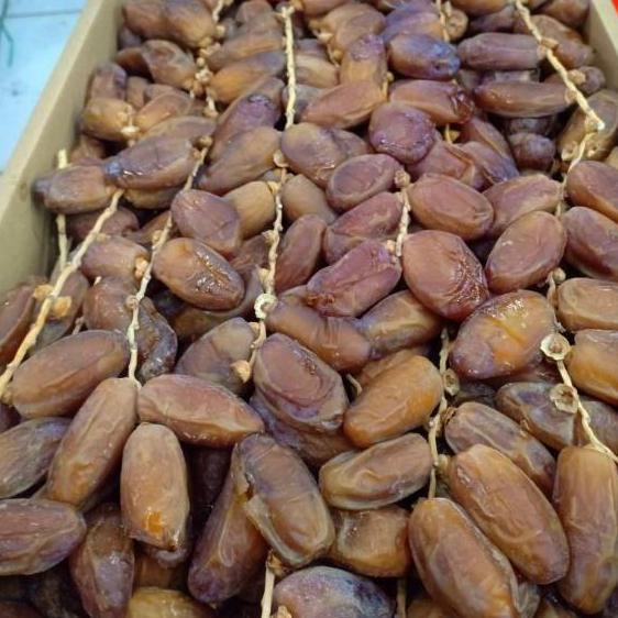 

RKM kurma Tunisia tangkai premium 1kg