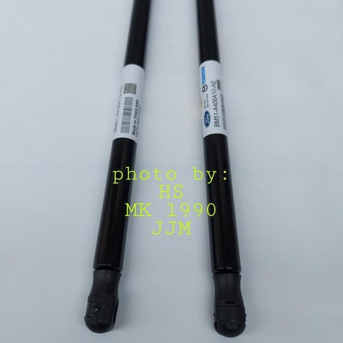 Shock Bagasi Belakang Ford Focus Shock Bagasi Ford Focus 2012 Up
