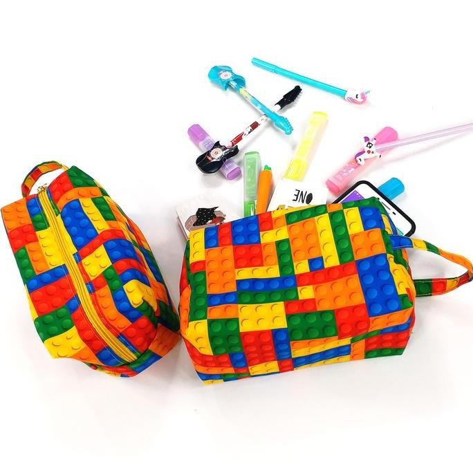 

Pouch Kotak Motif Kotak Hampers Ulang Tahun Tempat Pensil Penggemar Bricks New Stok