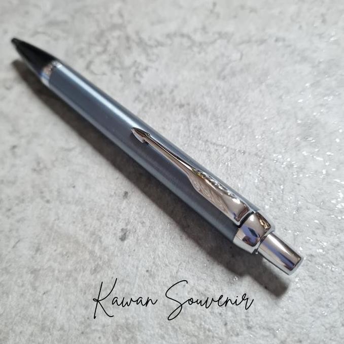

Pulpen Parker Original Im New Light Blue Grey Chrome Trim Bp New Stok