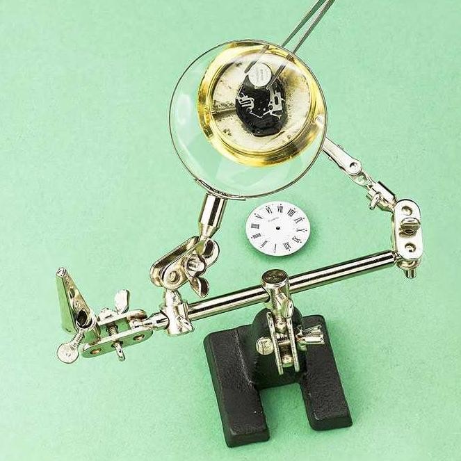 

Kaca Pembesar Dengan Penjepit Helping Hand Tool New Stok