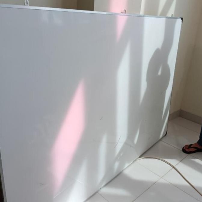 

Whitboard Nonmagnet 120X 180 Cm-Gantung New Stok