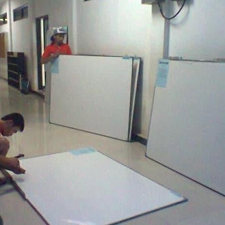 

White Board 1 X 2 M New Stok