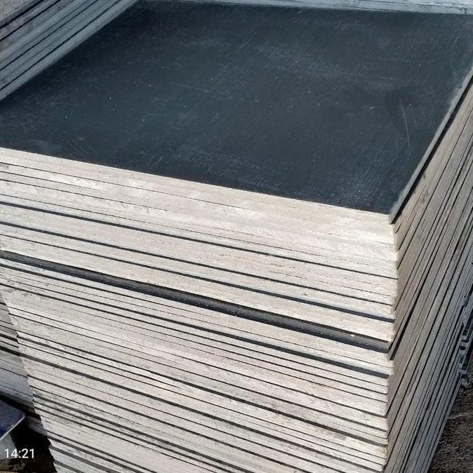

Palet Paving Pvc Tebal 15Mm