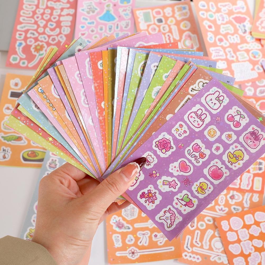 

100 Lembar Stiker Dekor Pack DIY Photocard Sleeve Kpop Sticker Set Journaling Kartun Lucu