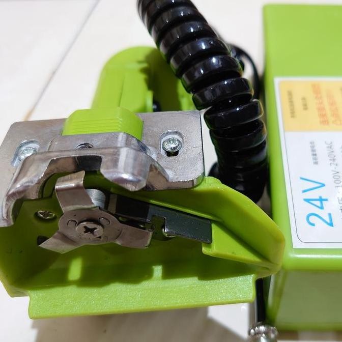 Pisau Sadap Karet Elektrik
