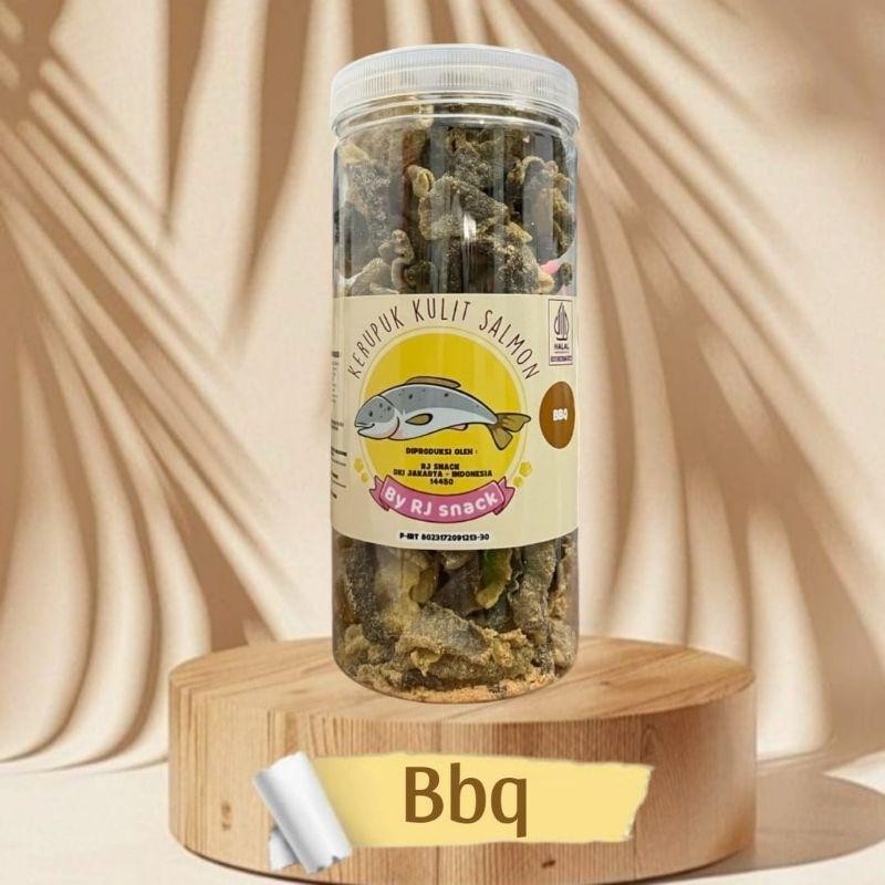 

READY STOCK Keripik Kerupuk Kulit Ikan Salmon Rasa BBQ Kemasan Toples Besar 150gr Cemilan Crunchy dan Enak ORI!
