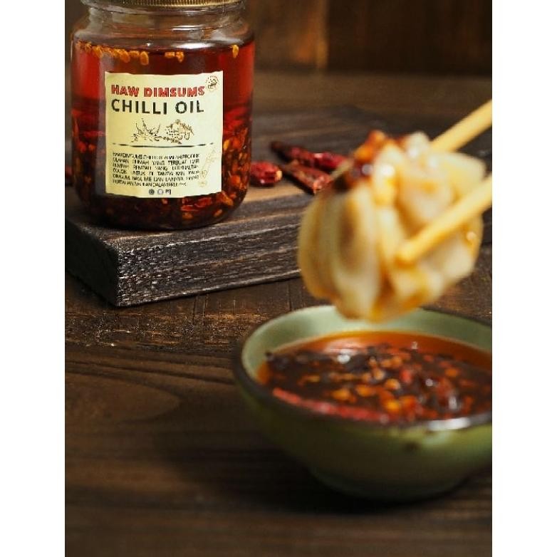 

Chili Oil Home Made Halal Garlic Chilli oil || Premium || Minyak cabai || Dimsum Frozen Nugi
