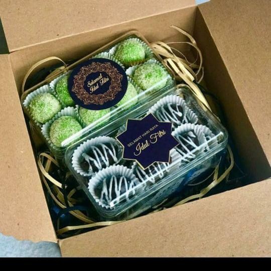 

Bis 75Gr-Shredded Paper/Kertas Cacah/Serut-Parcel/Packing-Coklat Natural