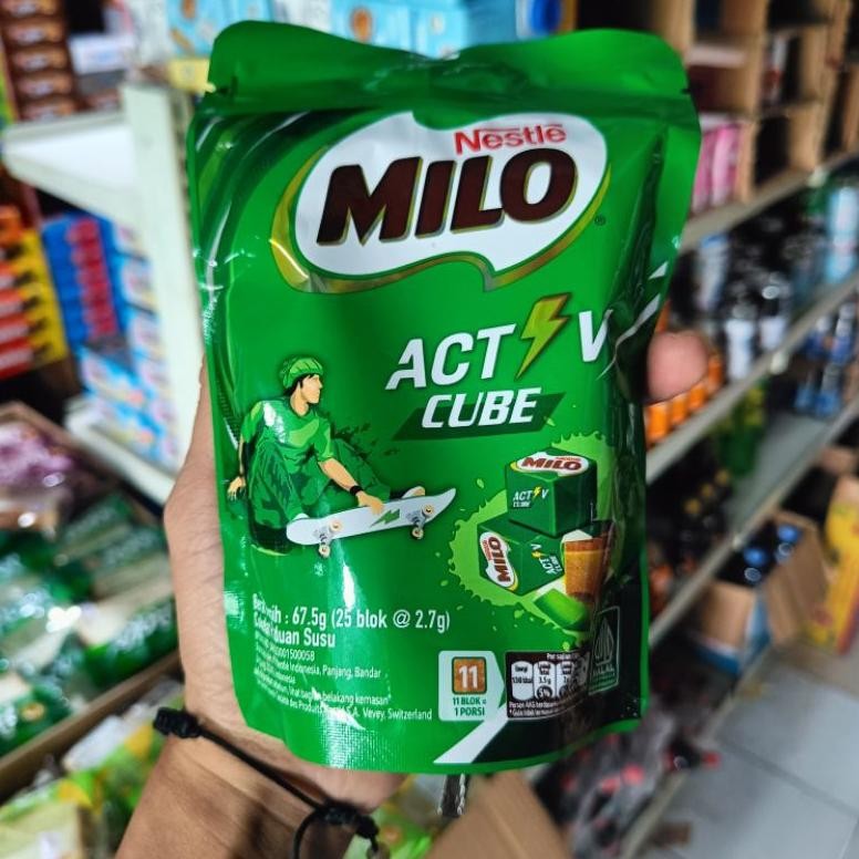 

PERMEN MILO ACTIV ENERGY CUBENetto : 67.5g / Isi 25 Blok Nugi