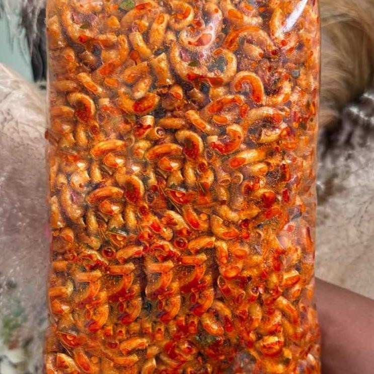 

Makaroni Bumbu Pedas Cikruh 1kg Makaroni Bumbu Melimpah Nugi