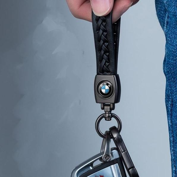 Gantungan Kunci Mobil Motor Kulit Tali Panjang A018