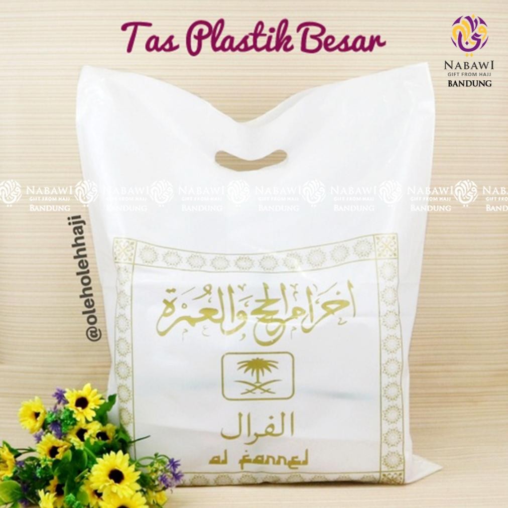 

Tas Plastik Souvenir Haji Umroh Besar Bandung Oleh - Oleh Haji Umroh Nabawi Bandung Nugi