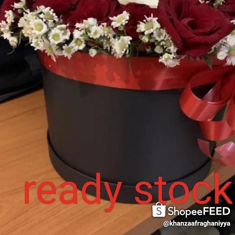 

gift box bloom box diamater 25 Nugi