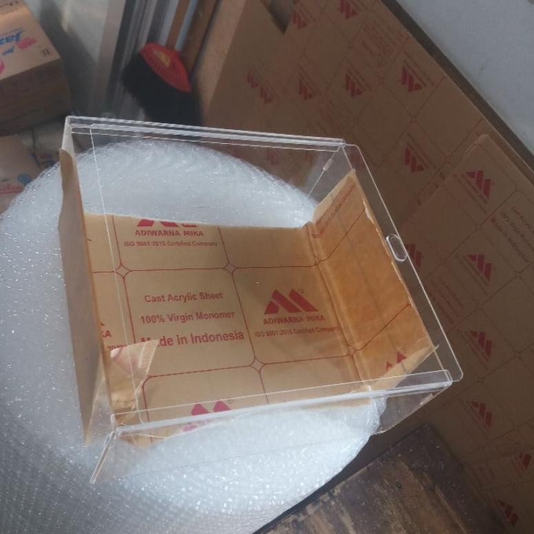 

box acrylic sliiding 35x25x10 atau 30x40x15 atau 30x40x10 atau 35x25x15 Nugi