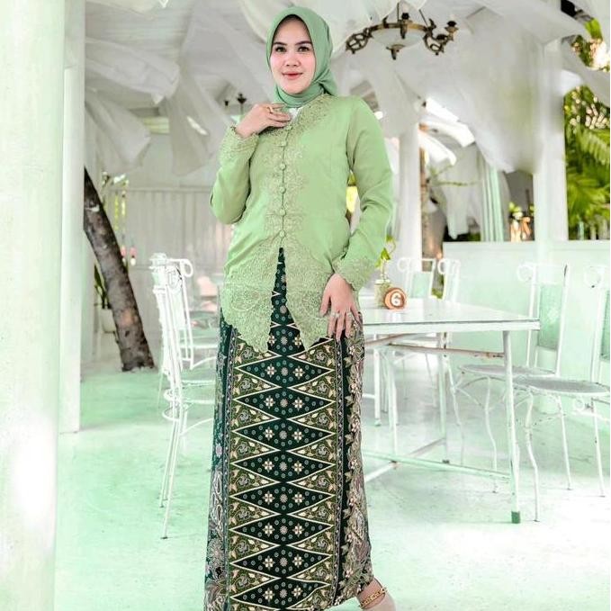 AZKA - ROK TUMPAL BETAWI / BAWAHAN ROK KEBAYA ENCIM / BAWAHAN ROK SPAN BELAH DEPAN Katun Bunga Karet