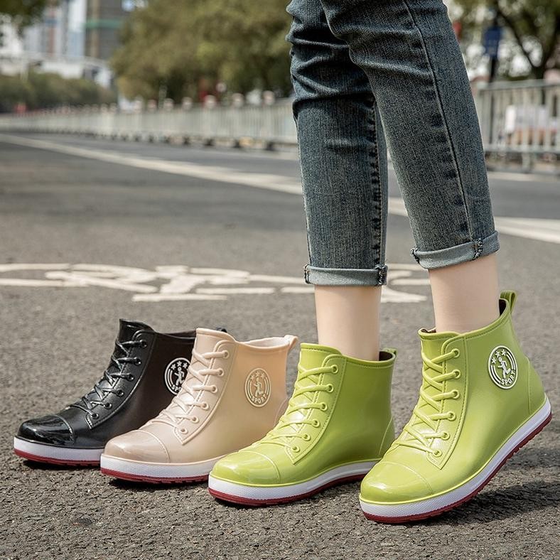 Kekinian - Sepatu fashion Wanita Anti Air Boot Wanita 228 ,.