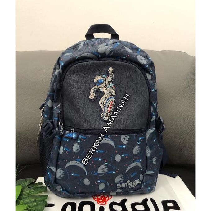 Smiggle Epic Adventures Classic Attach Backpack  Astronot