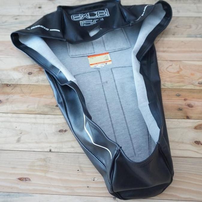 ```````] Aksesoris Vespa Cover Jok Vespa Excel 150 Original Danmotor