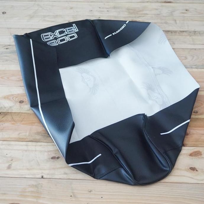 ~~~] Aksesoris Vespa Cover Jok Excel 200