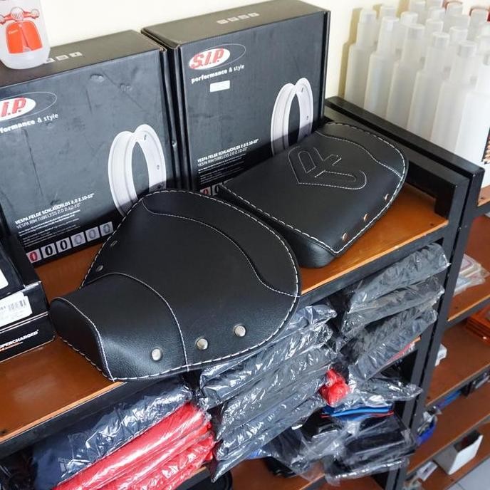 ] Cover Jok Pisah Vespa Model Cowboy