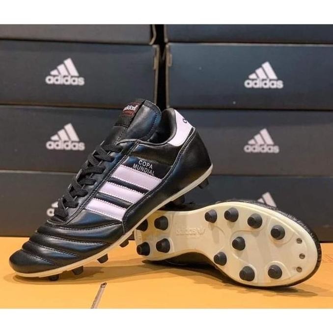 Sepatu Bola Adidas Copa Mundial Black White Terlaris