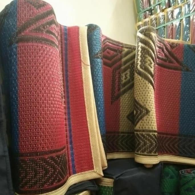 Tikar Piknik Lipat Tikar Plastik Uk 2x3 Tiker Karpet