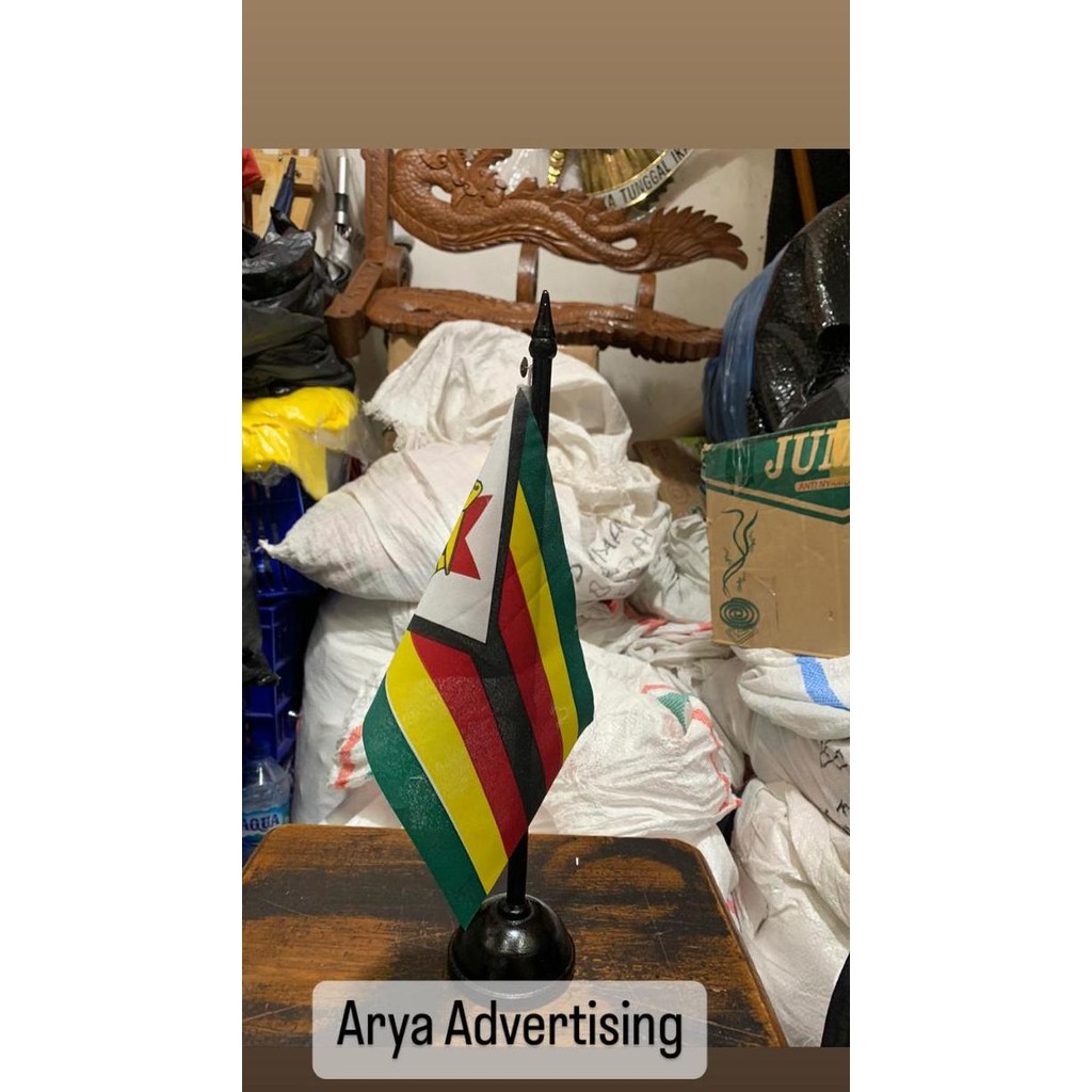 

Bendera negara ZIMBABWE+tiang kayu meja murah