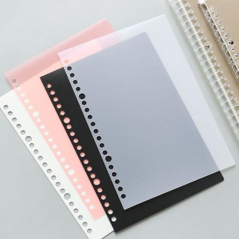 

Cover Sampul Loose Leaf Bahan Mika warna bening Tebal Untuk Binder Ukuran A4/B5/A5/A6