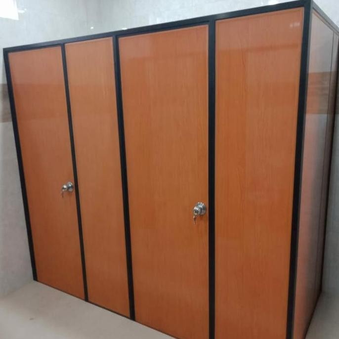 PARTISI KUBIKAL TOILET PVC ALUMINIUM PESANAN CV TRESNA JAYA
