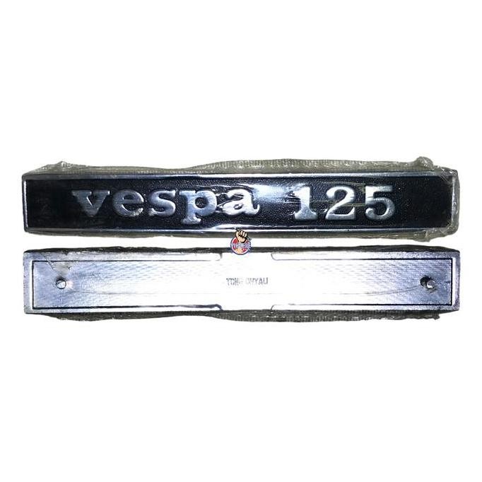 Emblem Belakang Vespa Primavera 125 ET3 NOS