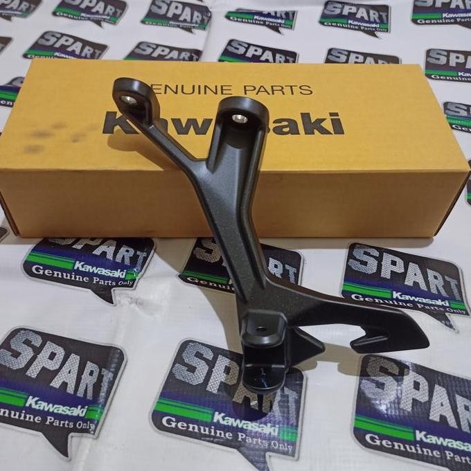 Footstep foostep step Belakang Ninja 250 fi new 2018 Orinal Kawasaki