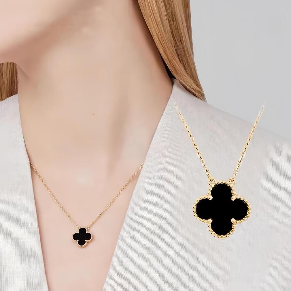 Siap Kirim Kalung Wanita Emas 17K Original Liontin Akik Hitam Mutiara Daun Semanggi Empat