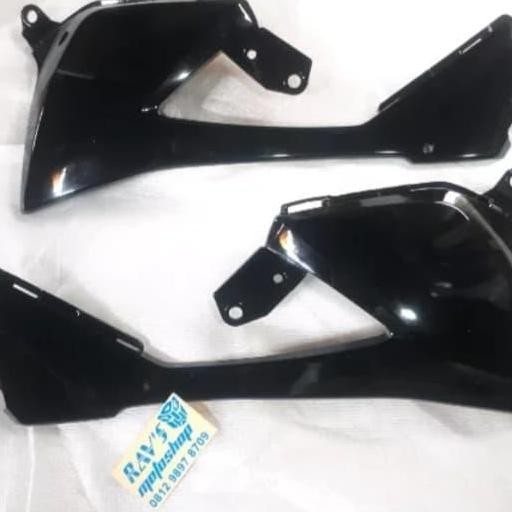 SAYAP BODY S SETENGAH SATRIA FU FACELIFT HITAM