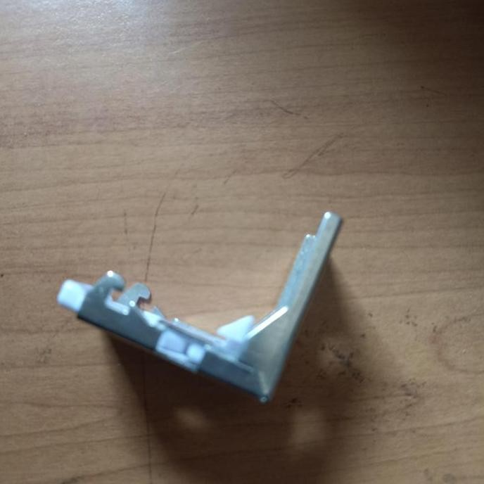 Bracket Tirai Lipat Roman Shade