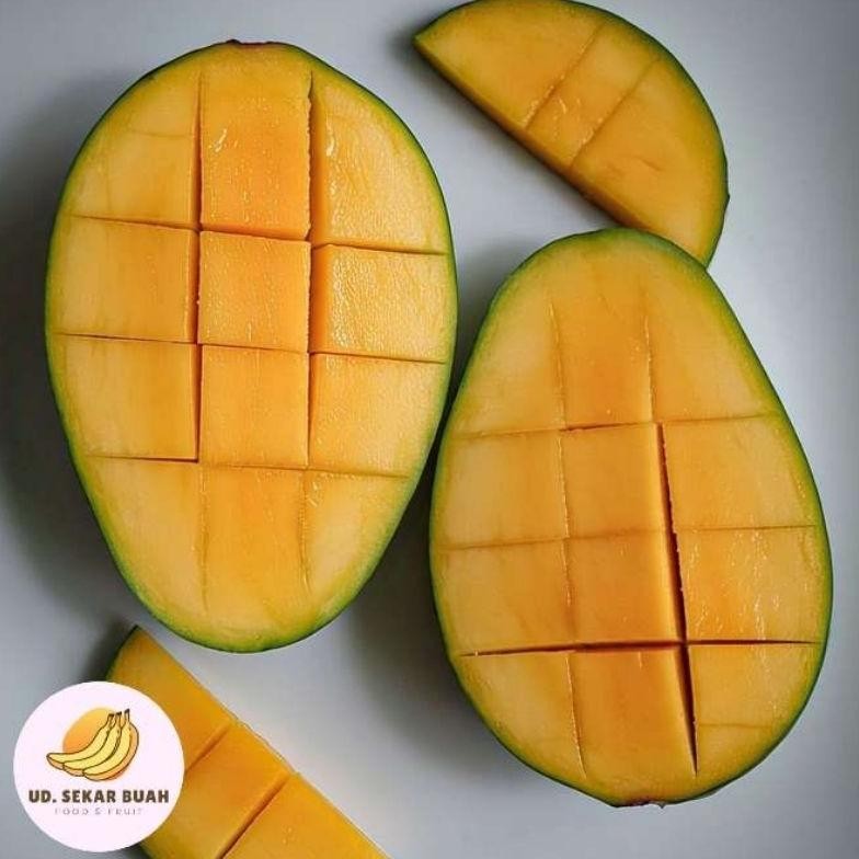 

[KIRIM INSTAN] BUAH MANGGA INDRAMAYU 900g-1kg (2-4pcs) aSt