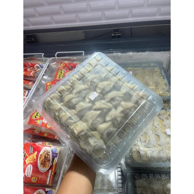 

Pangsit Pedas Chili Oil Isi 100pcs Saus Dimsum aSt