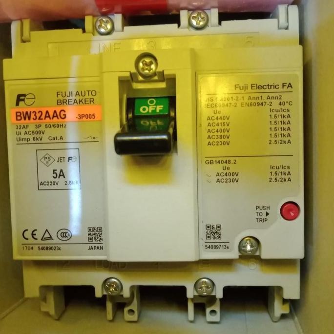 Mccb Fuji Bw32Aag 3P 5A Ready