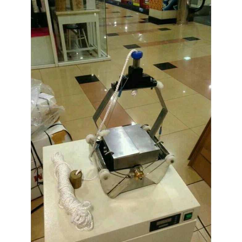 

BEBAS ONGKIR - Ekman Grab