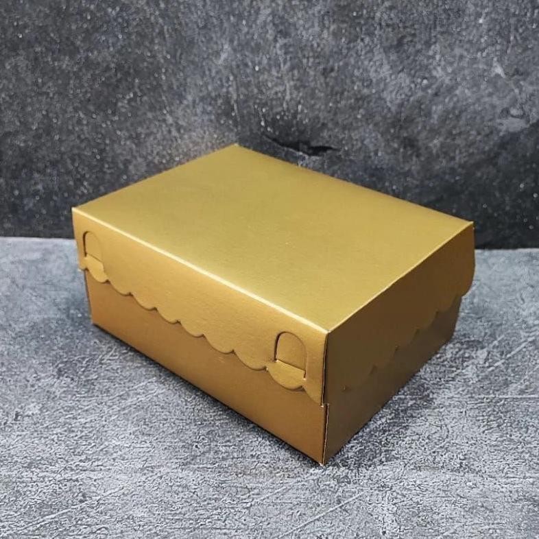 

Dus Snack Gold/Emas Uk.12x16 / Dus Kue Emas aSt