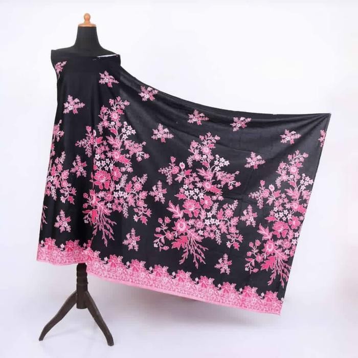 Kain Batik Pekalongan Tanpa Embos Bunga Sakura Pink Adem Halus Seragam