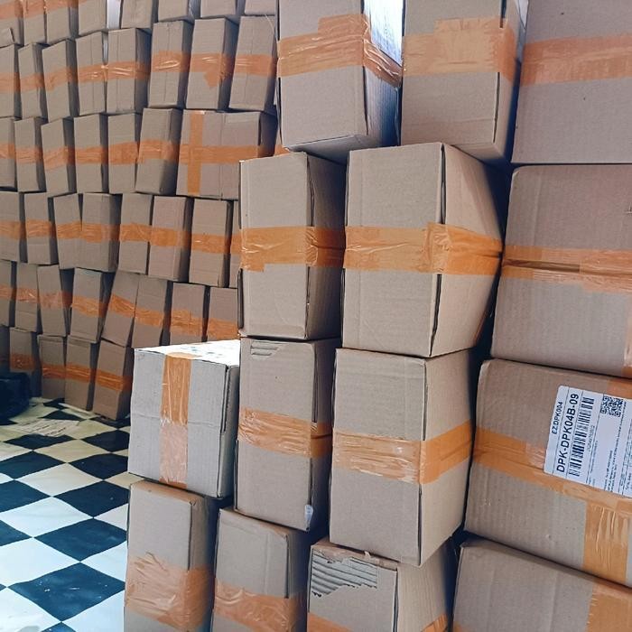 

CCF Keripik Kaca Pedas Cabe Ijo Asli 500 gram Aroma Daun Jeruk/Pikca/Kirca/Beledag/Kicimpring Pikca/Makanan Ringan