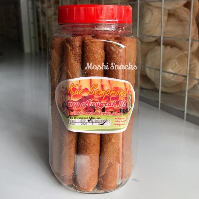 

Kue Semprong Gulung Isi 12 Roll Anugerah 88 Toples Asli Bangka Stok Terbatas