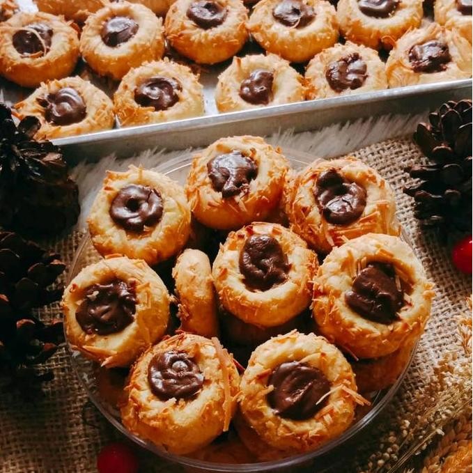 

Thumbprint Nutella Toples Kecil 250gr - Cookies Premium Stok Terbatas