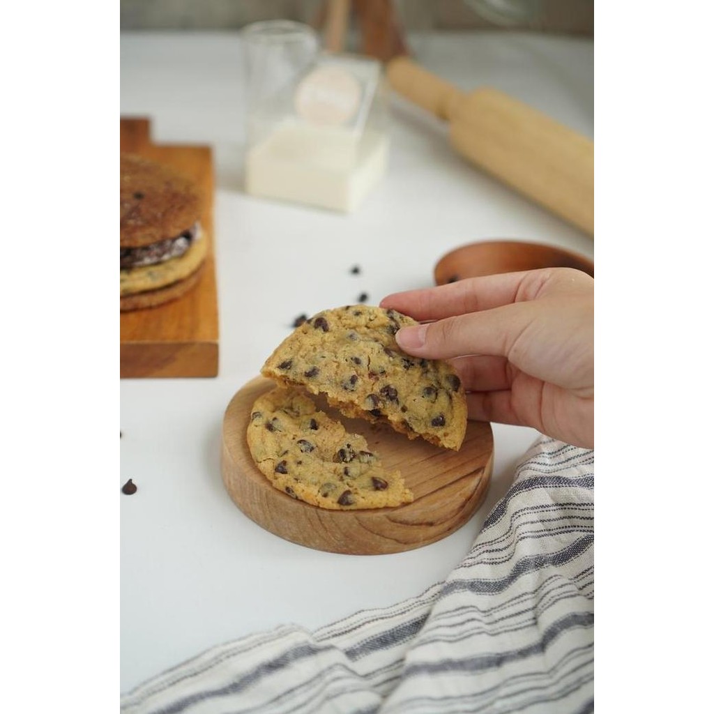 

Choco Chip Cookie Gula Aren 3pcs - Cookies Premium Stok Terbatas
