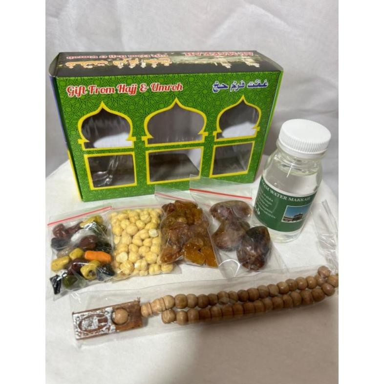 

Oleh Oleh Haji Dan Umroh Paket Kotak 25Pcs Lengkap